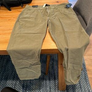 Brand new men’s twill pants